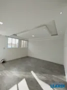 Sobrado com 4 Quartos à venda, 250m² no Residencial Morumbi, Poços de Caldas - Foto 17