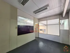 Galpão / Depósito / Armazém para alugar, 700m² no Centro, Londrina - Foto 26