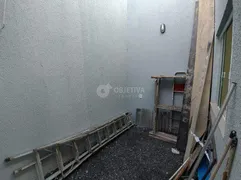 Conjunto Comercial / Sala para alugar, 100m² no Segismundo Pereira, Uberlândia - Foto 15