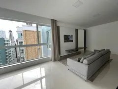 Apartamento com 3 Quartos para alugar, 134m² no Centro, Balneário Camboriú - Foto 5