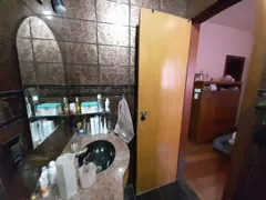 Casa com 4 Quartos à venda, 300m² no Ipiranga, Belo Horizonte - Foto 11