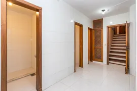 Casa de Condomínio com 3 Quartos para alugar, 359m² no Cristal, Porto Alegre - Foto 14