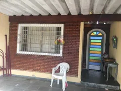 Casa com 2 Quartos à venda, 150m² no Vila São José, Taubaté - Foto 2