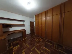 Casa com 3 Quartos para alugar, 171m² no Centro, Araraquara - Foto 29