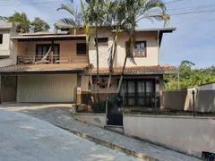 Casa com 4 Quartos à venda, 199m² no São Pedro, Brusque - Foto 2