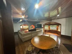 Casa com 4 Quartos à venda, 486m² no Alto do Capivari, Campos do Jordão - Foto 10