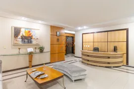 Apartamento com 2 Quartos à venda, 128m² no Água Verde, Curitiba - Foto 28