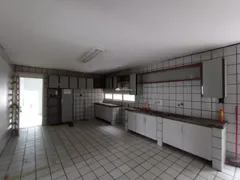 Casa com 4 Quartos para alugar, 620m² no Planalto, Teresina - Foto 13