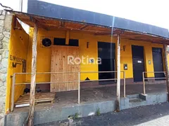 Casa Comercial para alugar, 60m² no Nossa Senhora Aparecida, Uberlândia - Foto 2