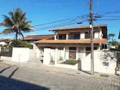 Casa com 4 Quartos à venda, 202m² no Bucarein, Joinville - Foto 3