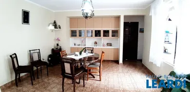 Casa de Vila com 5 Quartos à venda, 320m² no Vila Sao Luiz, Valinhos - Foto 7