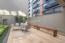 Apartamento com 1 Quarto para alugar, 54m² no Mont' Serrat, Porto Alegre - Foto 36