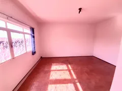 Casa com 3 Quartos para alugar, 221m² no Centro, Araraquara - Foto 5