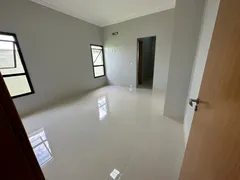 Casa de Condomínio com 3 Quartos à venda, 180m² no Terras Alpha Residencial 2, Senador Canedo - Foto 8