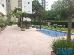 Apartamento com 3 Quartos para alugar, 154m² no Campo Belo, São Paulo - Foto 29
