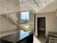 Casa de Condomínio com 4 Quartos à venda, 250m² no Residencial Marília, Senador Canedo - Foto 2