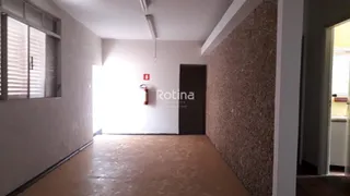 Casa Comercial com 4 Quartos à venda, 639m² no Centro, Uberlândia - Foto 20