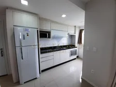 Apartamento com 2 Quartos para alugar, 70m² no Bombas, Bombinhas - Foto 5