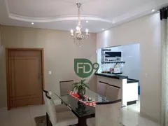 Casa com 4 Quartos à venda, 245m² no Jardim Souza Queiroz, Santa Bárbara D'Oeste - Foto 4