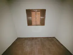 Casa com 3 Quartos para alugar, 100m² no Patrimônio, Uberlândia - Foto 8