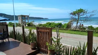 Casa com 3 Quartos para alugar, 120m² no Praia de Bombas, Bombinhas - Foto 3