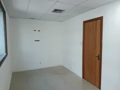 Conjunto Comercial / Sala para alugar, 46m² no Paralela, Salvador - Foto 7