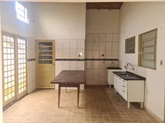 Casa com 2 Quartos à venda, 200m² no Centro, Altinópolis - Foto 6