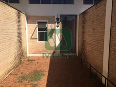 Casa com 1 Quarto para alugar, 70m² no Morada da Colina, Uberlândia - Foto 7