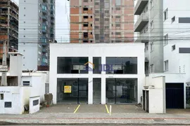 Conjunto Comercial / Sala à venda, 165m² no Centro, Balneário Piçarras - Foto 1