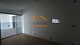 Conjunto Comercial / Sala para alugar, 175m² no Vila Cordenonsi, Americana - Foto 2