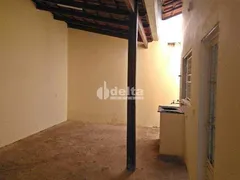 Casa com 2 Quartos à venda, 120m² no Jardim Holanda, Uberlândia - Foto 7