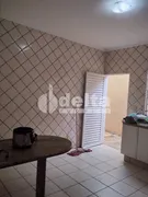 Casa com 3 Quartos à venda, 285m² no Copacabana, Uberlândia - Foto 6