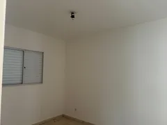 Casa de Condomínio com 3 Quartos para alugar, 79m² no Jardim Decolores, Trindade - Foto 10