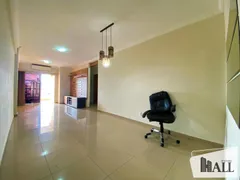 Apartamento com 3 Quartos à venda, 96m² no Vila Maceno, São José do Rio Preto - Foto 2