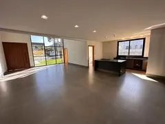 Casa com 4 Quartos à venda, 330m² no Residencial Vitoria I, Lagoa Santa - Foto 5