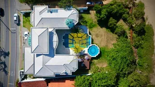 Casa com 5 Quartos para alugar, 1300m² no Praia do Estaleiro, Balneário Camboriú - Foto 14