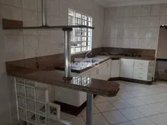 Casa com 2 Quartos à venda, 250m² no Alto Umuarama, Uberlândia - Foto 9