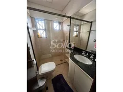 Casa com 6 Quartos para alugar, 10m² no Umuarama, Uberlândia - Foto 13