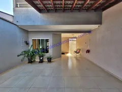 Casa com 3 Quartos à venda, 233m² no Parque Nova Carioba, Americana - Foto 2