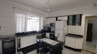 Casa com 2 Quartos à venda, 125m² no Parque das Grevileas 3 parte, Maringá - Foto 12