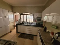 Casa com 4 Quartos à venda, 480m² no Brasil, Uberlândia - Foto 12