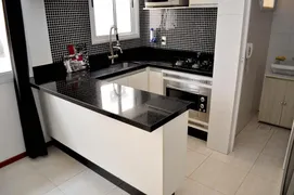 Apartamento com 2 Quartos à venda, 50m² no Carianos, Florianópolis - Foto 3
