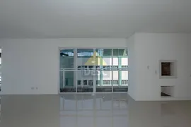 Apartamento com 3 Quartos à venda, 173m² no Centro, Balneário Camboriú - Foto 3