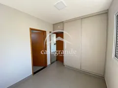 Apartamento com 2 Quartos para alugar, 60m² no Santa Mônica, Uberlândia - Foto 8