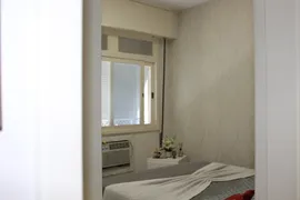 Apartamento com 3 Quartos para alugar, 186m² no Copacabana, Rio de Janeiro - Foto 17