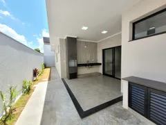 Casa de Condomínio com 3 Quartos à venda, 162m² no Residencial Village Damha III, Araraquara - Foto 2