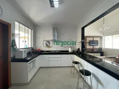 Casa com 3 Quartos à venda, 235m² no Inga, Betim - Foto 9