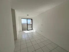 Apartamento com 3 Quartos para alugar, 60m² no Serraria, Maceió - Foto 11