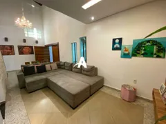 Casa com 3 Quartos à venda, 300m² no Granada, Uberlândia - Foto 3