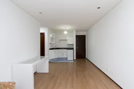 Apartamento com 1 Quarto para alugar, 62m² no Centro, Curitiba - Foto 4